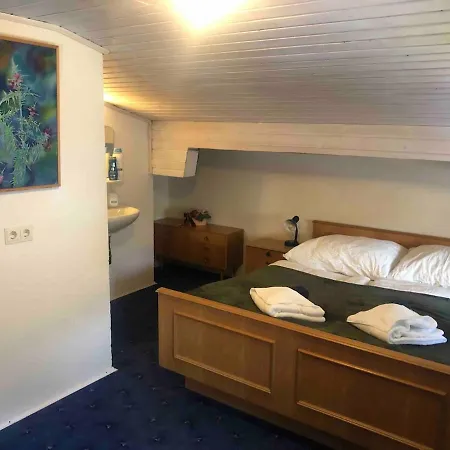Charming Next To The Lift Vakantiehuis *