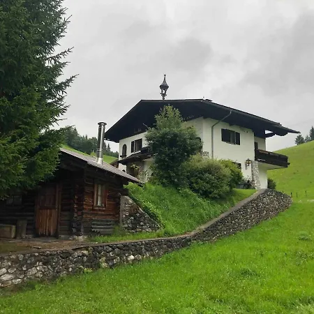 Vakantiehuis Charming Next To The Lift *